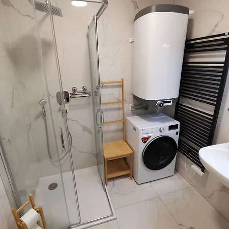 Horsky V Resortu Se Sluzbami A Wellness Apartmán