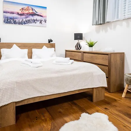 Horsky V Resortu Se Sluzbami A Wellness Apartmán
